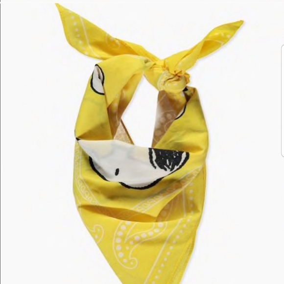 NIP Yellow Snoopy Bandana - Picture 2 of 7
